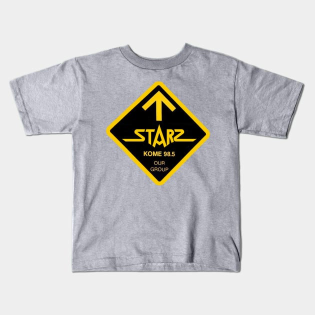 KOME 98.5 Loves STARZ! Kids T-Shirt by RetroZest